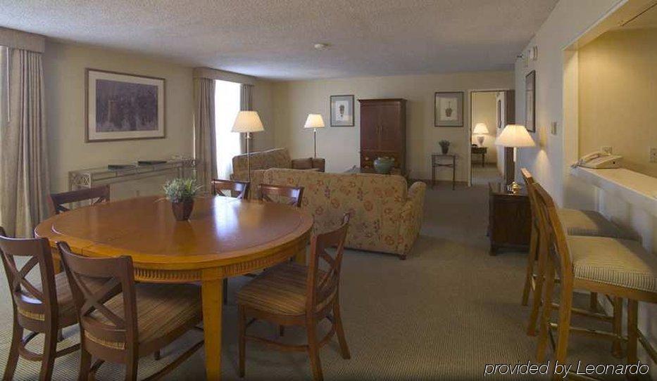 Doubletree By Hilton Dallas Near The Galleria Chambre photo