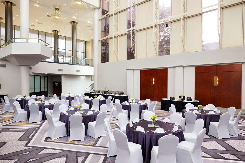 Doubletree By Hilton Dallas Near The Galleria Extérieur photo